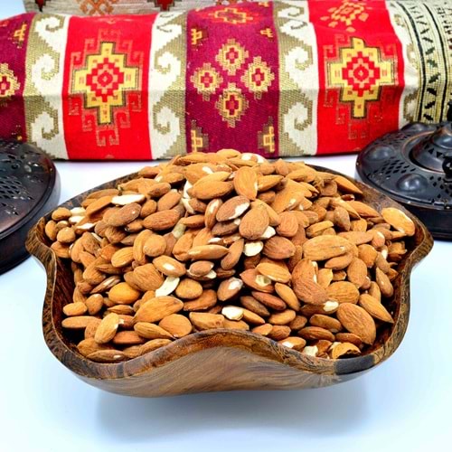 YERLİ MARDİN BADEMİ -(KG)